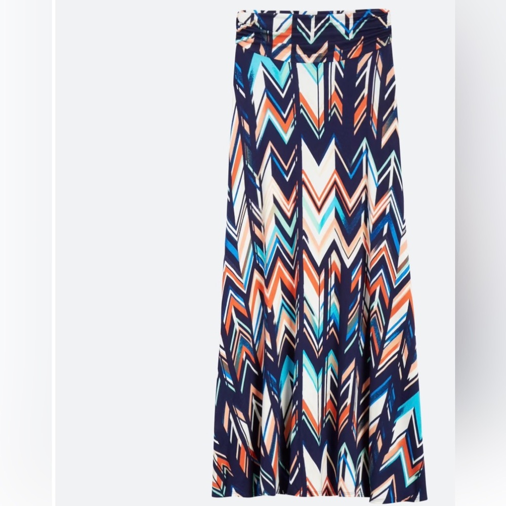 Renee C Jordie Abstract Chevron Print Maxi Skirt
